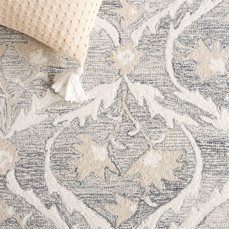 Safavieh Blossom 6' X 6' Square Wool Hand Tufted Rug in Gray / Ivory
