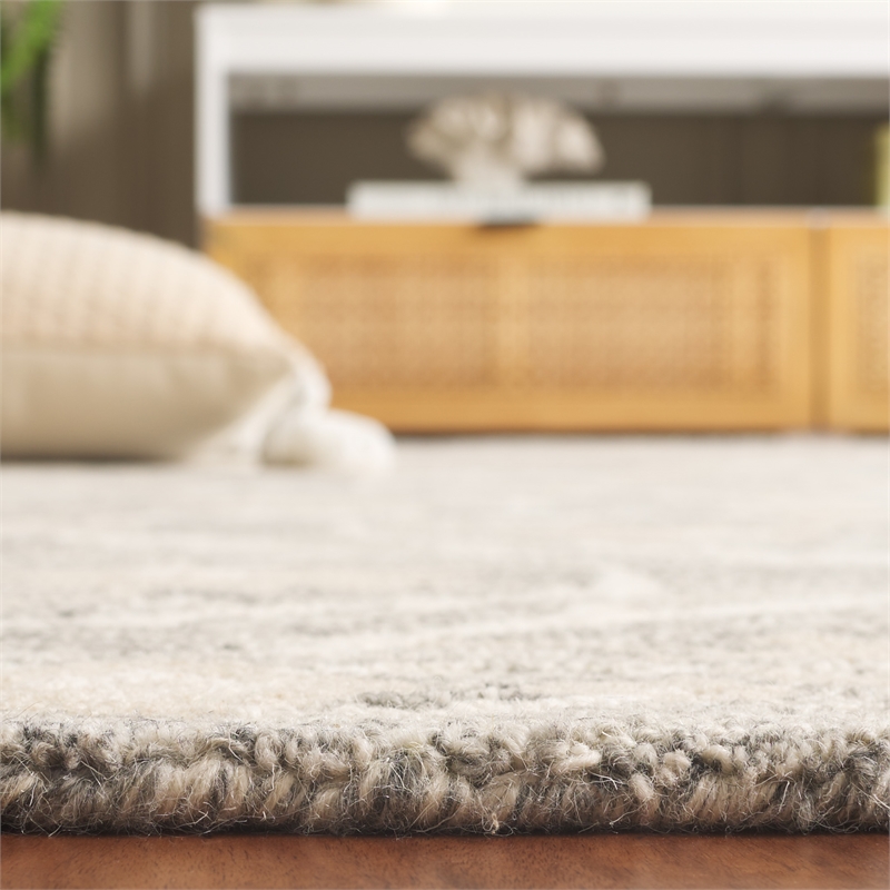 Safavieh Blossom 6' X 6' Square Wool Hand Tufted Rug in Gray / Ivory