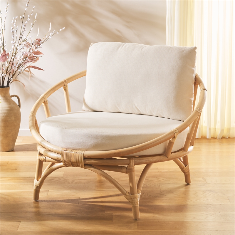 Safavieh Gwyneth Rattan Accent Chair with Cotton Cushion in White / Natural