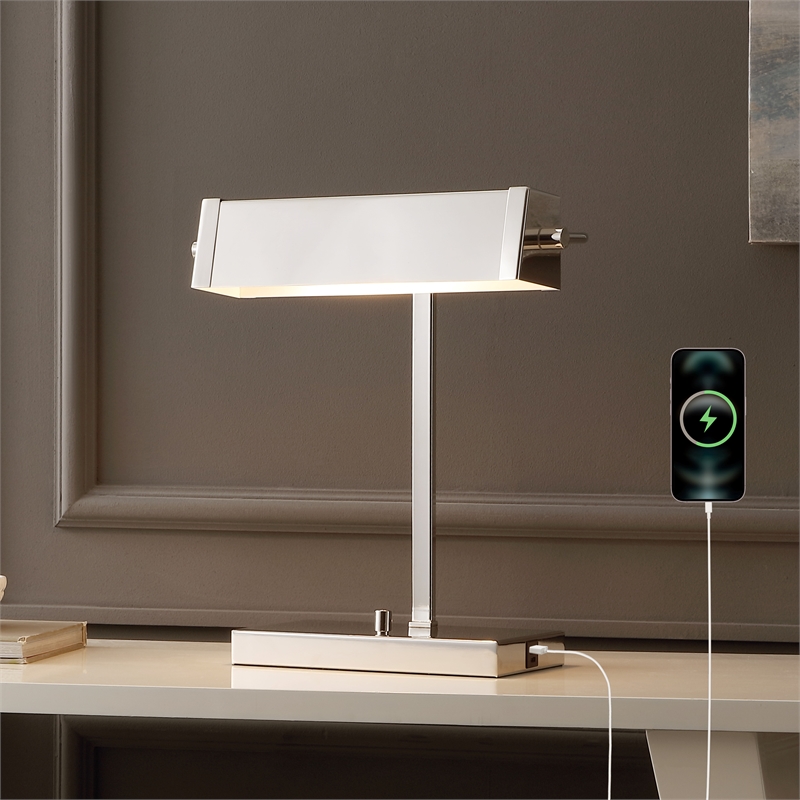 Safavieh Rylan Iron Table Lamp With USB Port in Nickel