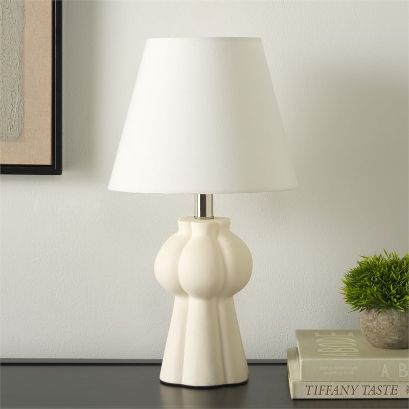 Safavieh Tolia Ceramic 17.75 Inch Table Lamp in Off White