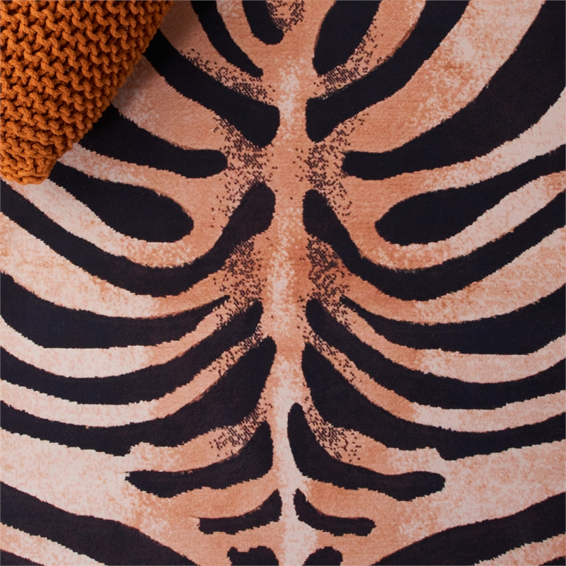 Safavieh Faux Hide 2'-3