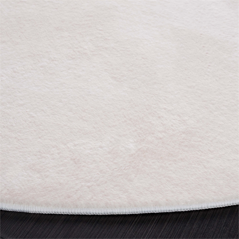 Safavieh Faux Rabbit Fur 4'-0
