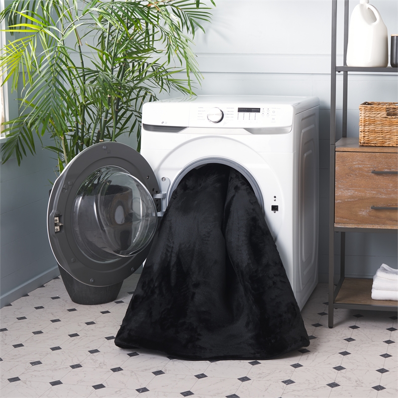 Safavieh Faux Rabbit Fur 4'-0