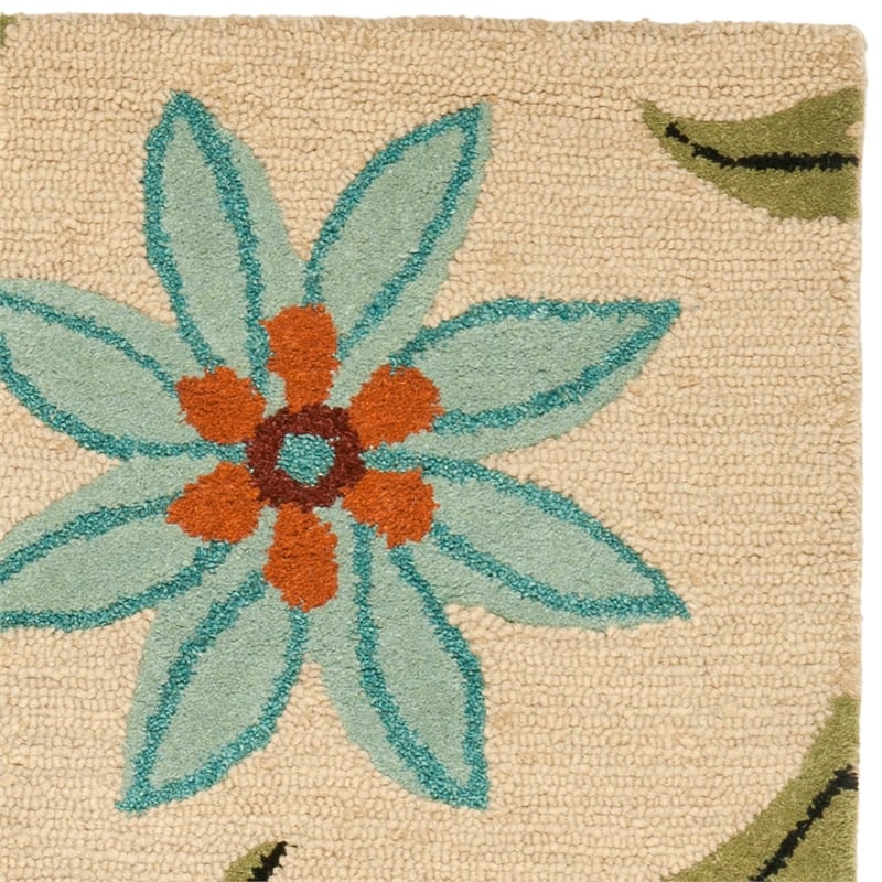Safavieh Blossom 2'-3