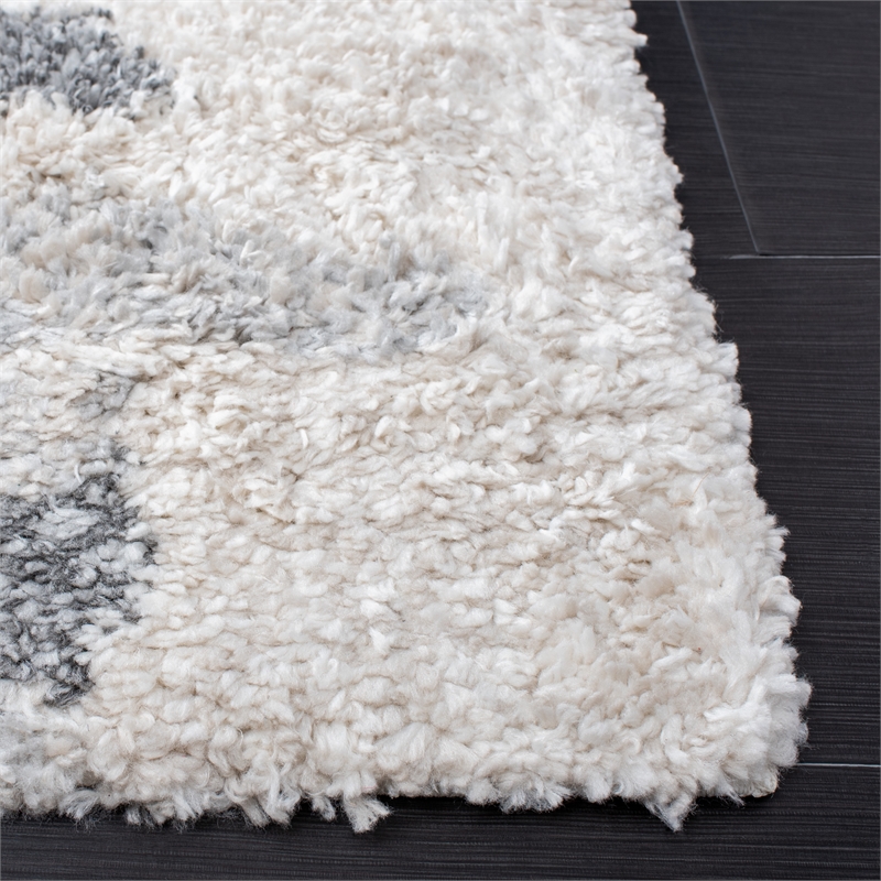 Safavieh Fontana Shag  800 4'-0