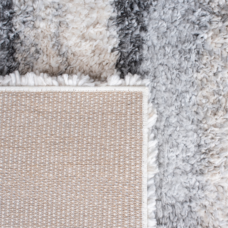Safavieh Fontana Shag  800 6'-7