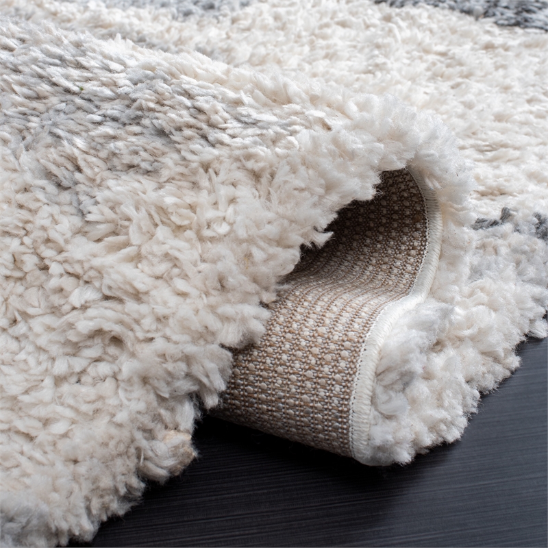 Safavieh Fontana Shag  800 9'-0