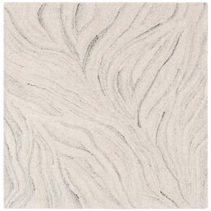Safavieh Metro 6'-0&quot x 6'-0&quot Wool and Cotton Hand Tufted Rug in Ivory / Silver