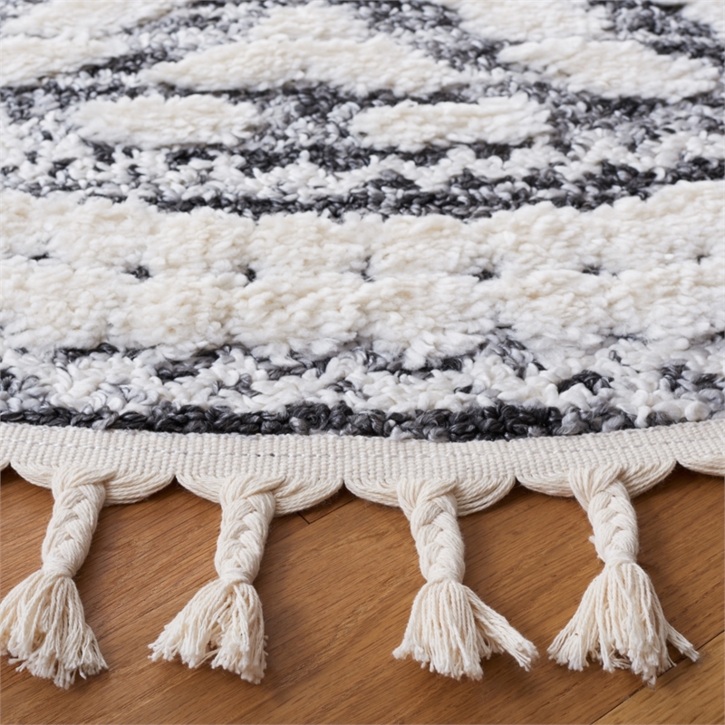 Safavieh Moroccan Tassel Shag 6'-7