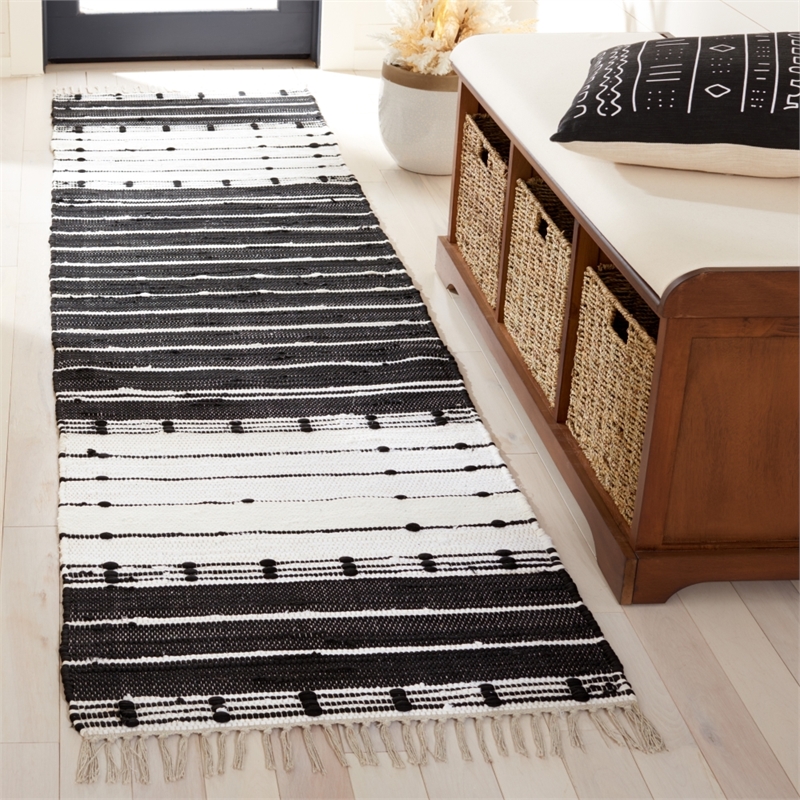 Safavieh Striped Kilim 2'-3