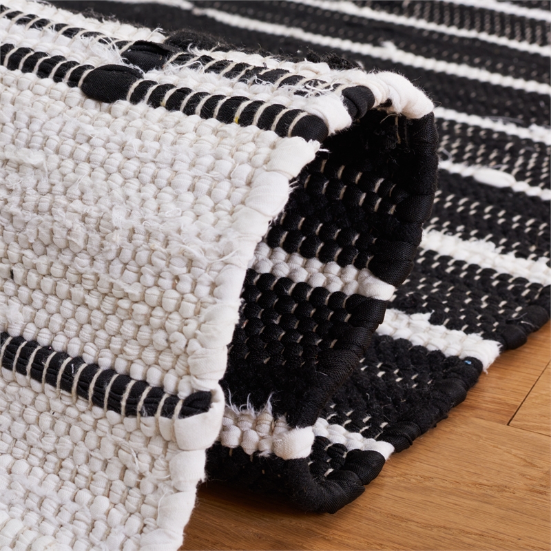 Safavieh Striped Kilim 2'-3