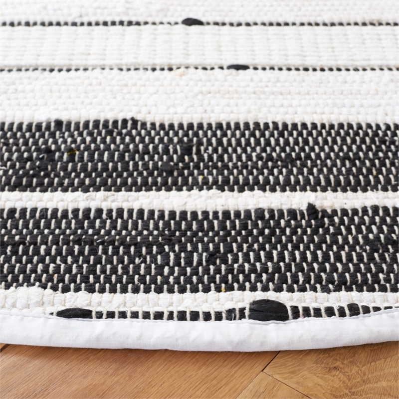 Safavieh Striped Kilim 6'-0
