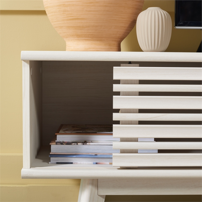 Safavieh Esma Wood 1 Shelf Media Stand in White