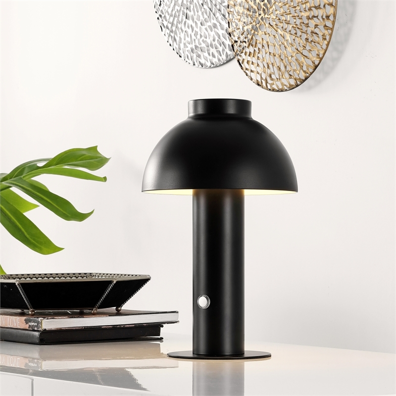 Safavieh Niara Iron Rechargeable Led Table in Black
