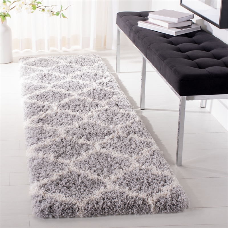Safavieh Fontana Shag  800 2'-3
