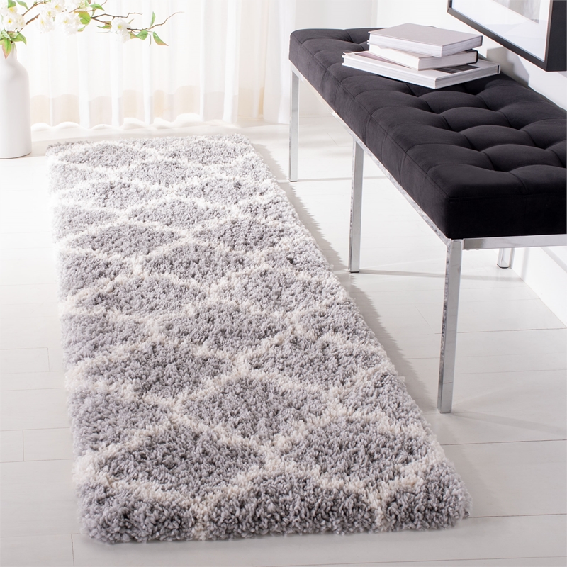 Safavieh Fontana Shag  800 2'-3
