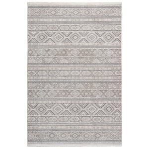 Safavieh Grove 5'-3&quot x 7'-6&quot Polypropylene Power Loomed Rug in Ivory / Beige