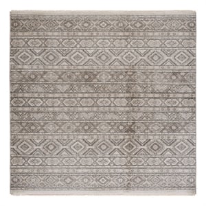 Safavieh Grove 6'-7&quot x 6'-7&quot Polypropylene Power Loomed Rug in Ivory / Beige
