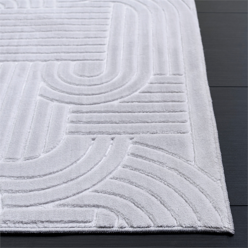 Safavieh Loft 600 2'-3