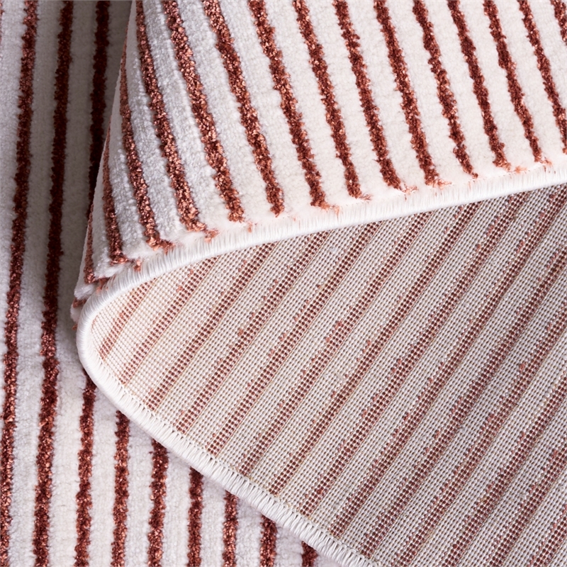 Safavieh Whisper 5'-3