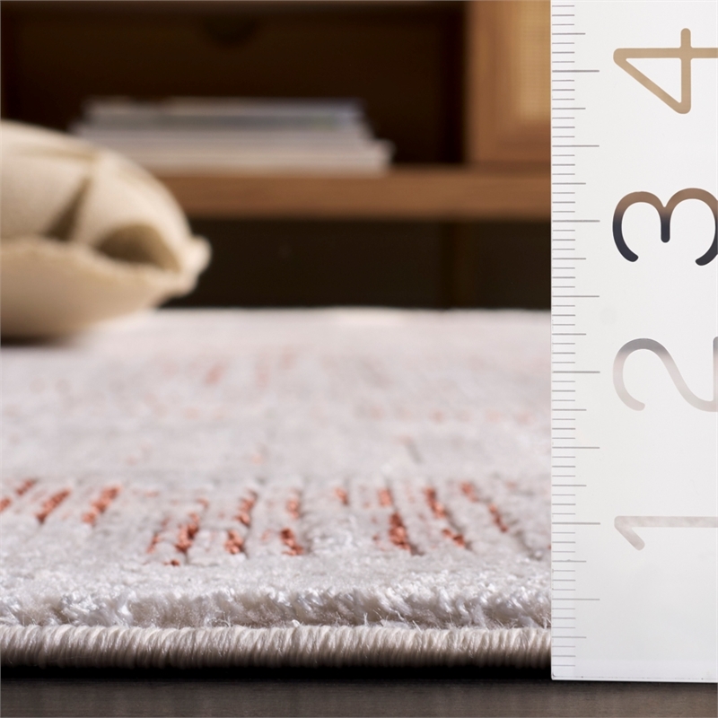 Safavieh Whisper 5'-3