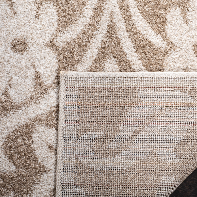 Safavieh Amherst 5'-3