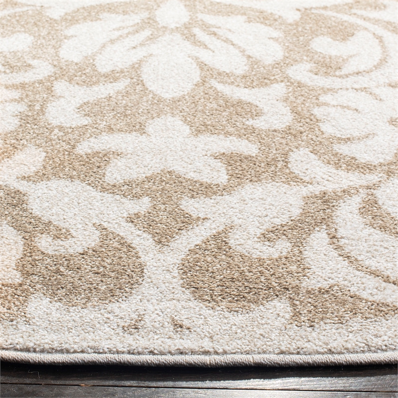 Safavieh Amherst 7'-0