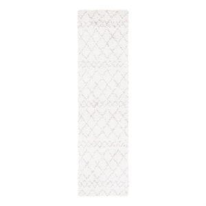Safavieh Berber Shag 2'-3&quot x 8'-0&quot Jute Power Loomed Rug in Cream / Light Gray