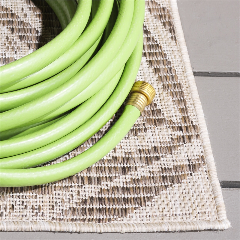 Safavieh Beach House 6'-7