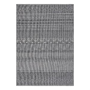 Safavieh Beach House 4'-0&quot x 6'-0&quot Polyester Power Loomed Rug in Charcoal / Gray