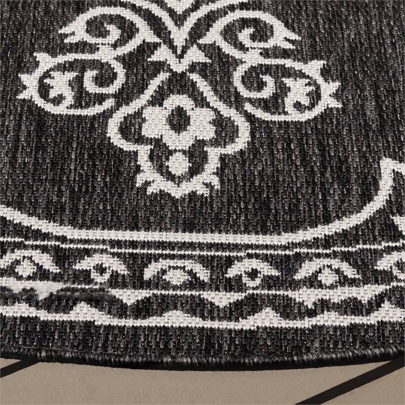 Safavieh Beach House 6'-7