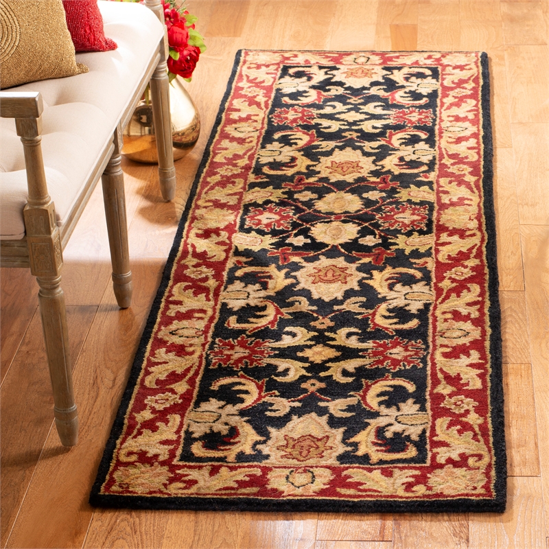Safavieh Classic 2'-3