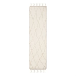 Safavieh Casablanca 2'-3&quot x 8'-0&quot Wool Hand Knotted Rug in Ivory / Beige