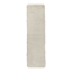 Safavieh Casablanca 2'-3&quot x 8'-0&quot Wool Hand Knotted Rug in Gray