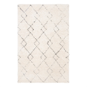 Safavieh Casablanca 5'-0&quot x 8'-0&quot Wool Hand Tufted Rug in Ivory / Black