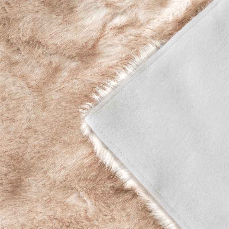 Safavieh Faux Sheep Skin 3'-0