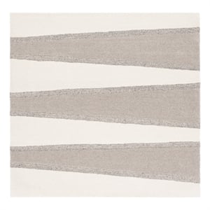 Safavieh Fifth Avenue 6'-0&quot x 6'-0&quotWool and Cotton Hand Tufted Rug in Ivory/Gray