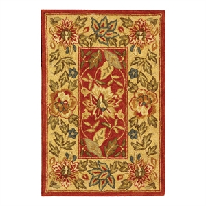 Safavieh Chelsea 1'-8&quot x 2'-6&quot Wool Hand Hooked Rug in Red / Ivory