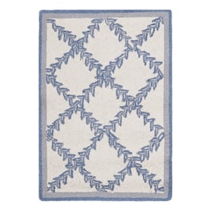 Safavieh Chelsea 1'-8&quot x 2'-6&quot Wool Hand Hooked Rug in Ivory / Light Blue