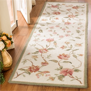 Safavieh Chelsea 2'-6&quot x 10'-0&quot Wool Hand Hooked Rug in Ivory