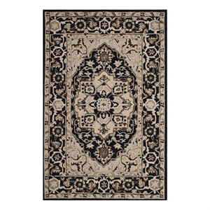 Safavieh Chelsea 3'-9&quot x 5'-9&quot Wool Hand Hooked Rug in Black / Natural