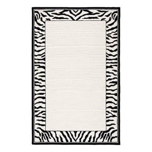 Safavieh Chelsea 3'-9&quot x 5'-9&quot Wool Hand Hooked Rug in White / Black