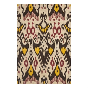 Safavieh Ikat 4'-0&quot x 6'-0&quot Wool Hand Tufted Rug in Beige / Brown