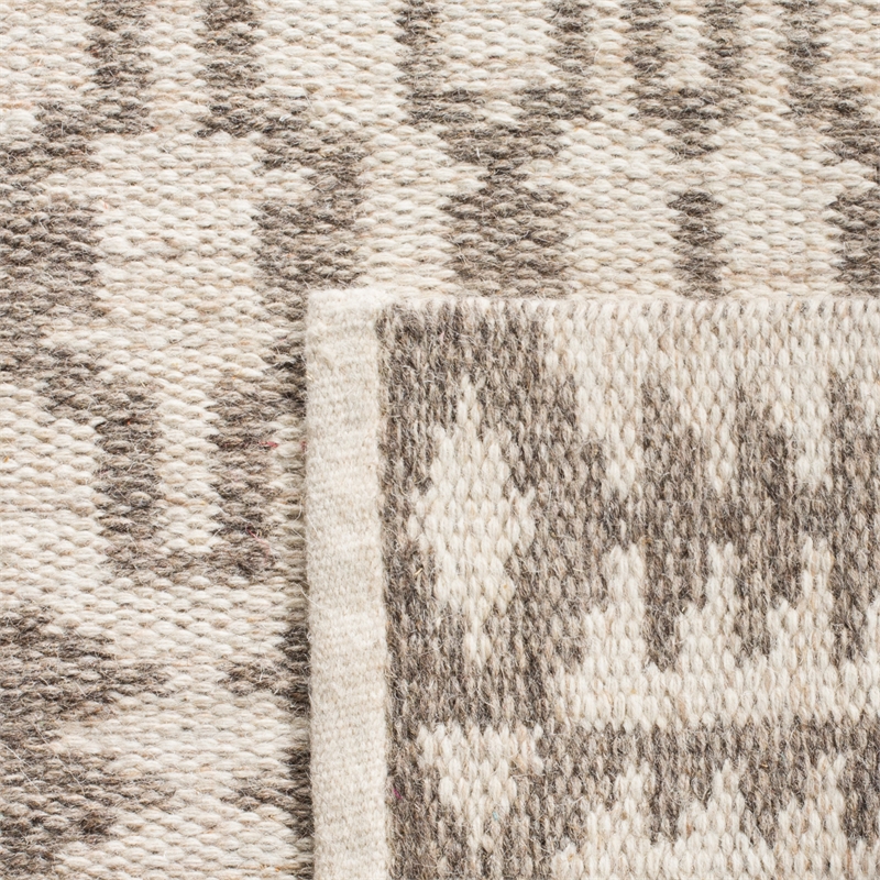 Safavieh Kilim 5'-0