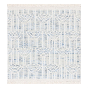Safavieh Kilim 6'-0&quot x 6'-0&quot Wool Hand woven Rug in Blue / Ivory
