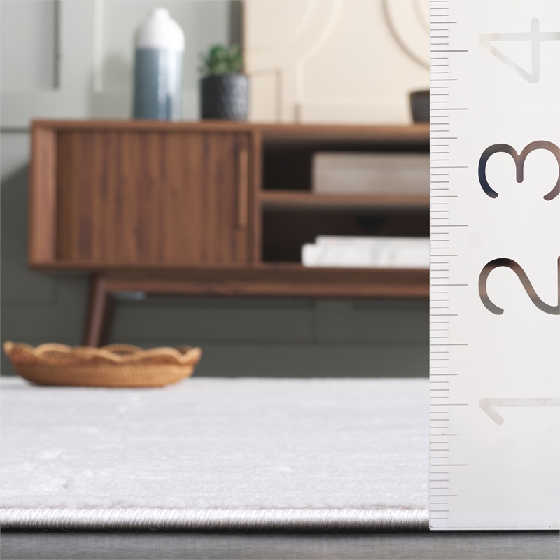 Safavieh Kingston 4'-0