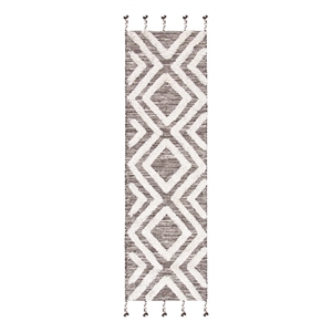 Safavieh Kenya 2'-3&quot x 8'-0&quot Wool Hand Tufted Rug in Brown / Ivory