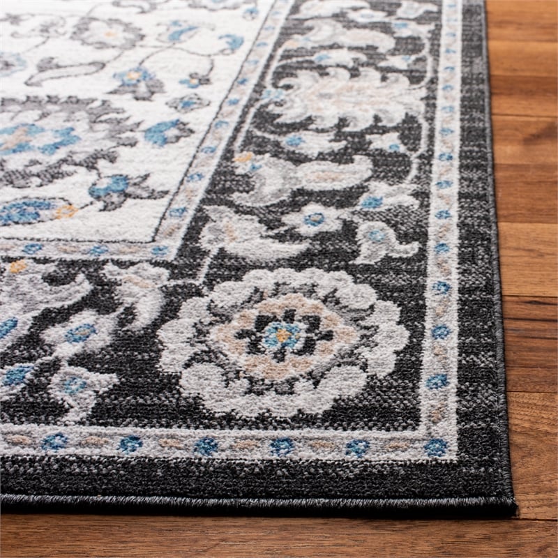Safavieh Liberty 700 5'-3