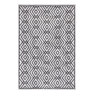 Safavieh Linden 100 5'-3&quot x 7'-6&quot Power Loomed Rug in Light Gray / Charcoal